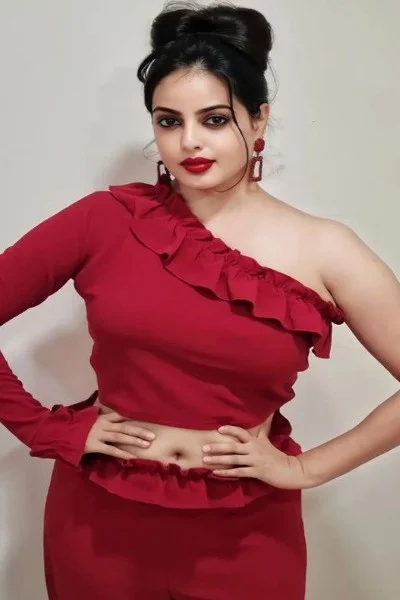 modern girl in casual wear